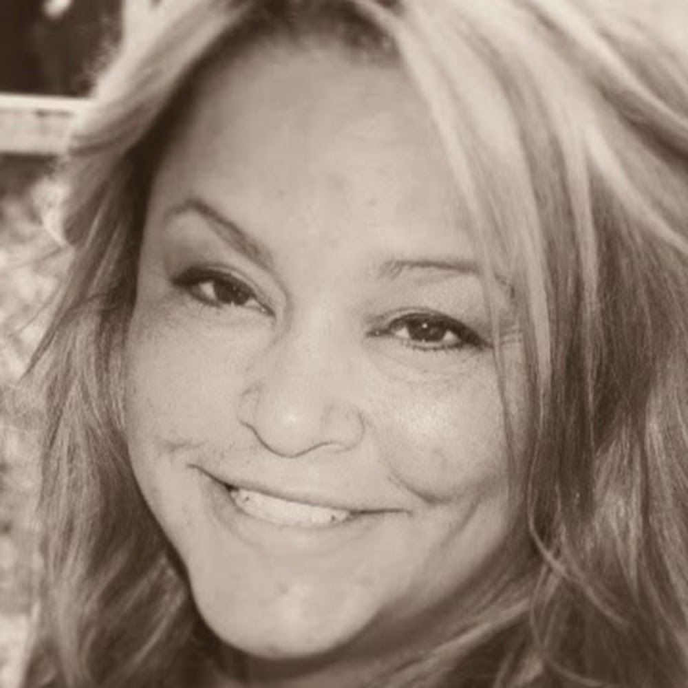 Meet your Posher, Michele